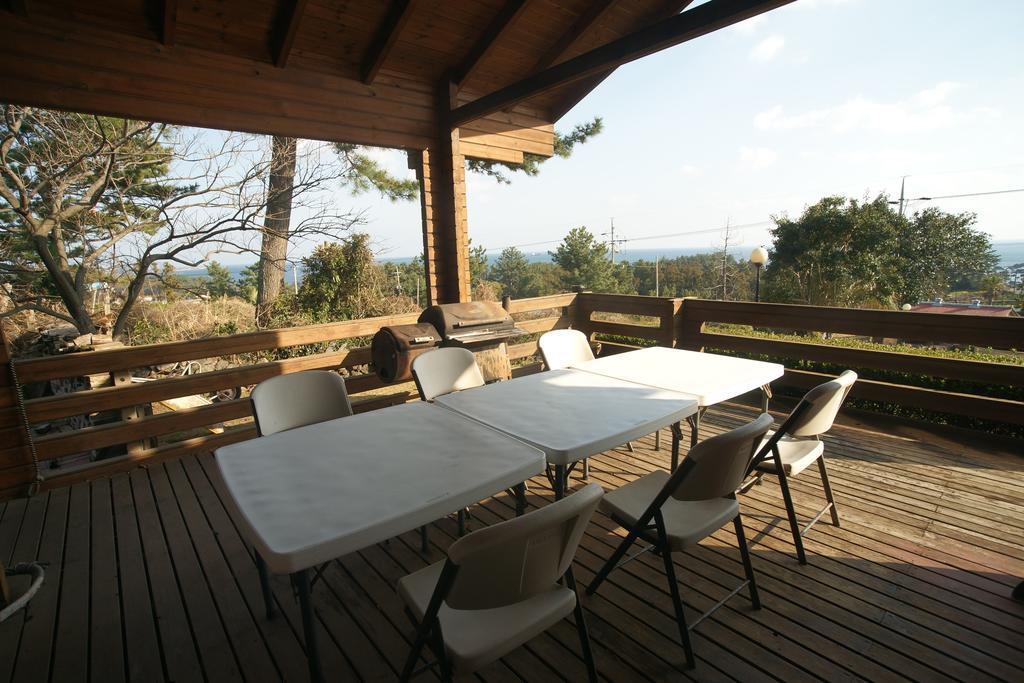 Вилла Sunny Day Jeju Согвипхо Экстерьер фото